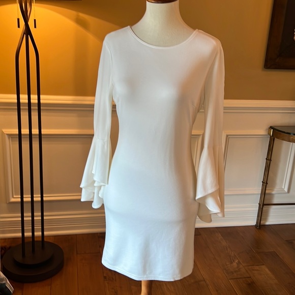 Lulus Bell Sleeve Bodycon - Picture 3 of 10